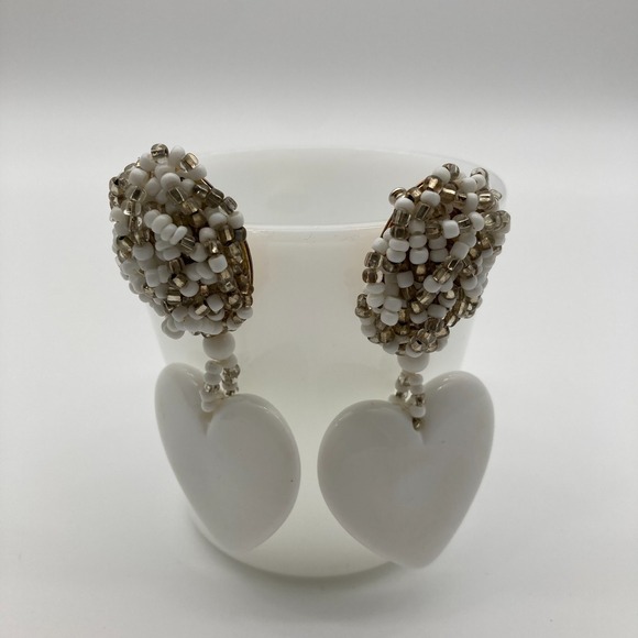 Vintage White Heart Dangle Earrings Pierced Beaded Top Lightweight 90s Boho - Picture 8 of 9